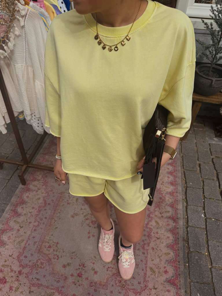 Off duty set yellow (ML)