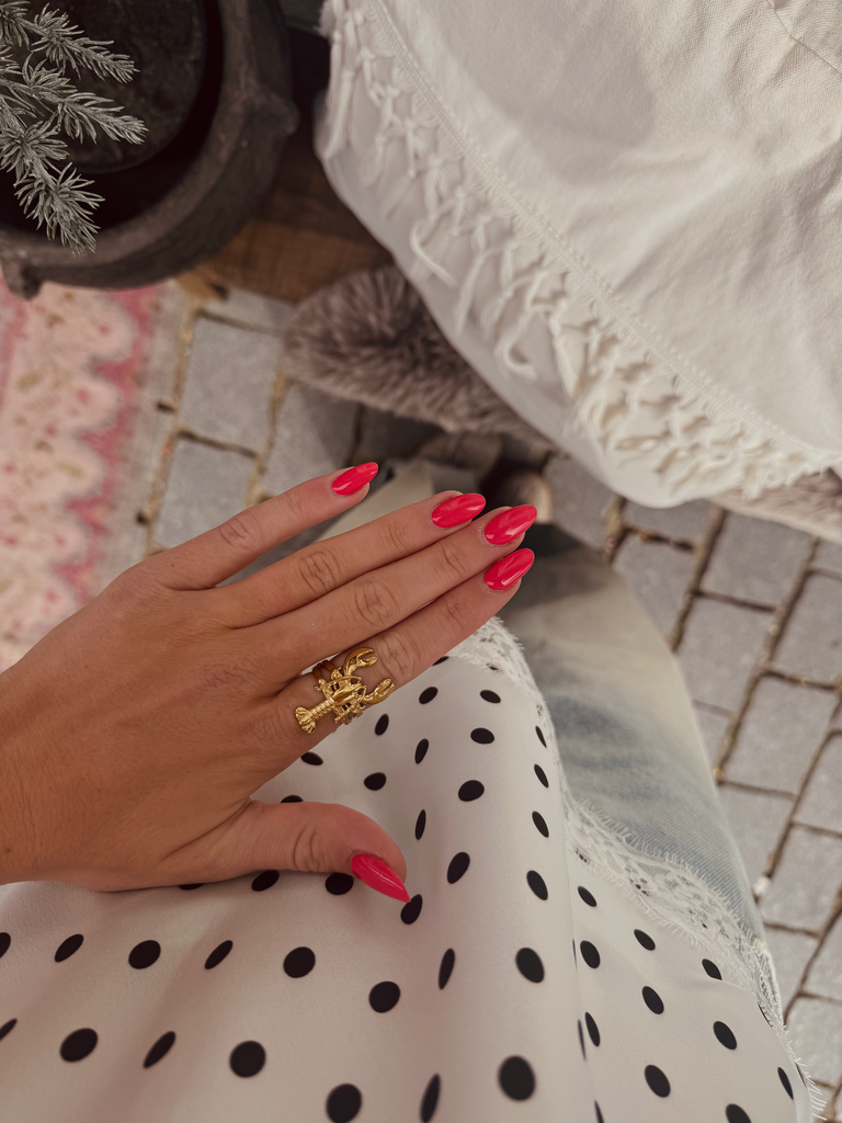 Lobster ring